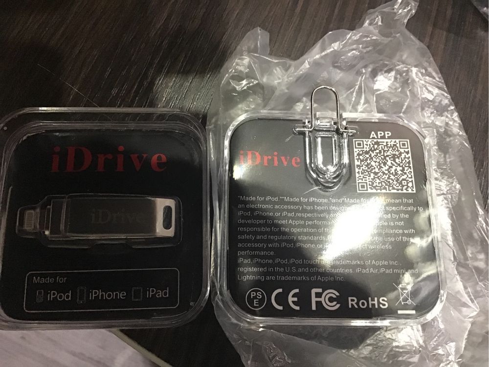 Флешка для iPhone и iPad 32 и 128 GB IDRIVE