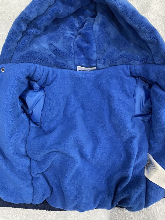 Продам детскую зимнюю курточку