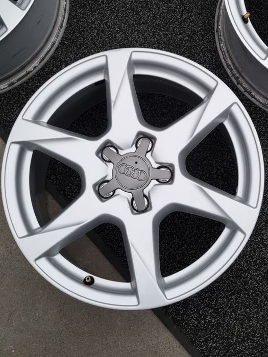Felgi Alu 17" Audi A4 B8 B7 A3 8P 8V 8Y A6 C6 5x112 BdbStan Oryginalne