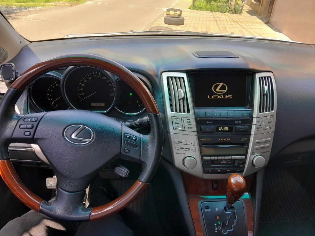 Продам Lexus rx350