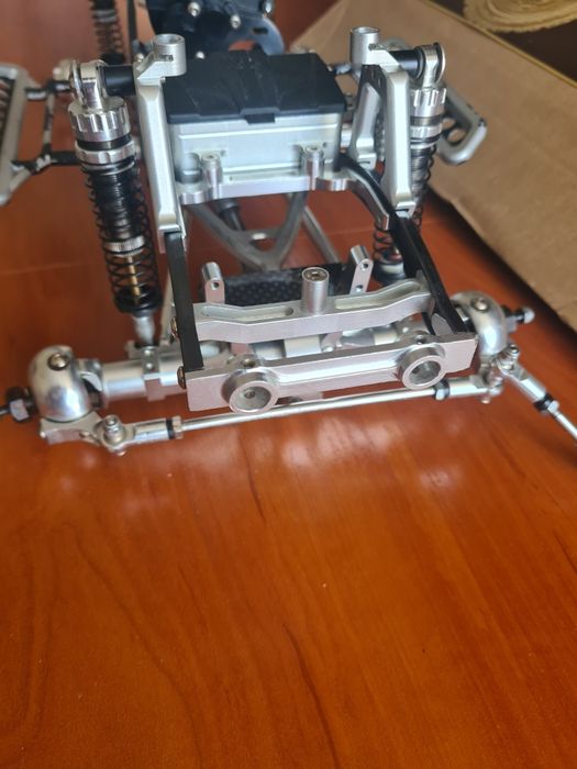 RC trial Amewi CNC model 22142 Cały ALU 1;10 Axial Scx10 Okazja $$$$
