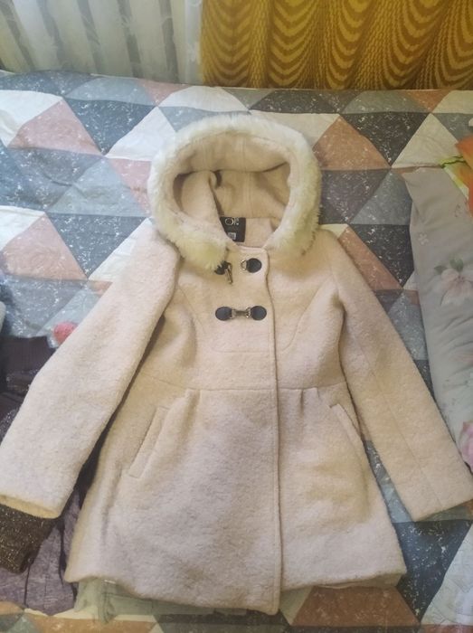 Продам пальтишко