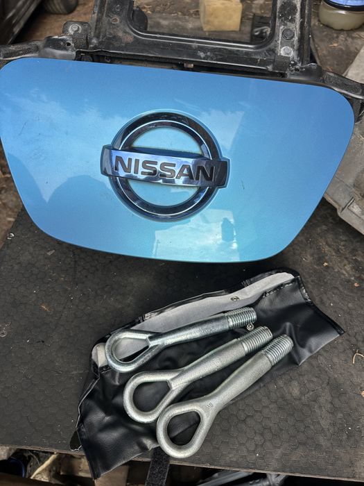 Буксировачный Крюк Nissan Leaf / BMW F30