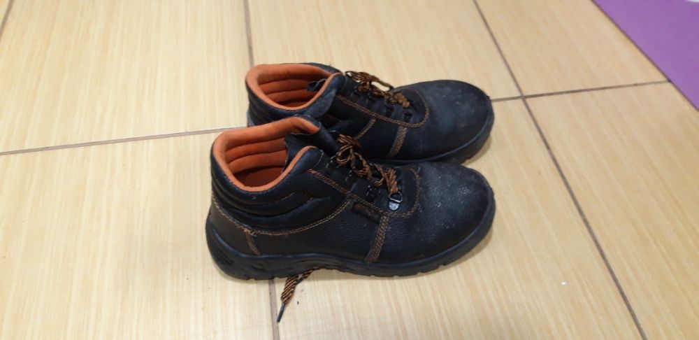Buty robocze rozmiar 41