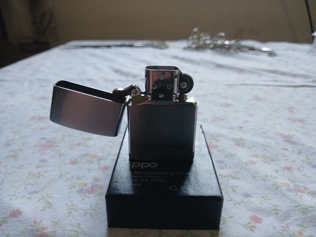 Запальничка zippo