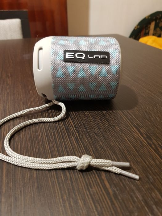 Портативная колонка