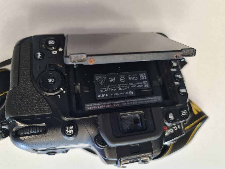 Nikon D7500 corpo