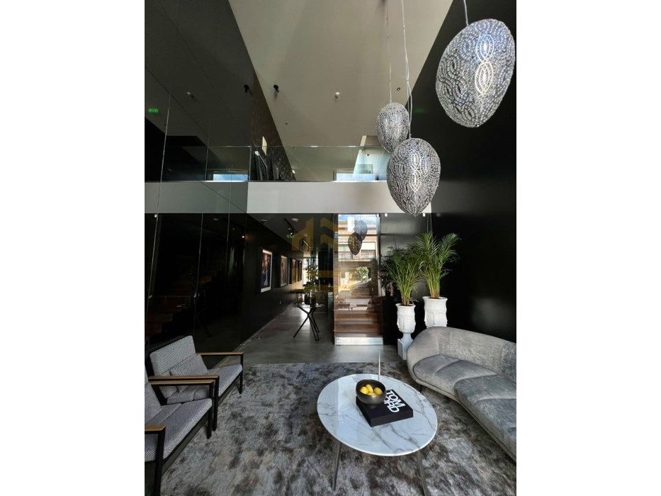 Estúdio comercial triplex a 300mt da praia caxinas vila do conde