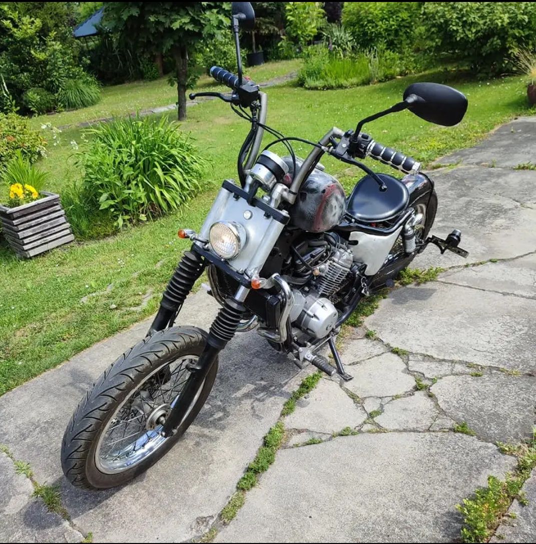 Motocykl bobber honda 125