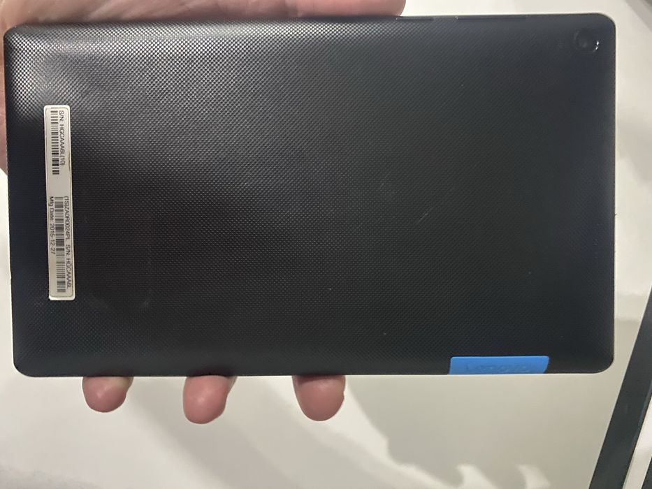 Планшет Lenovo Tab 3 Essential 710F