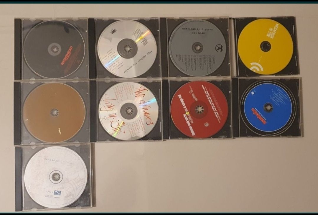 9 CDs Sem Capa, Faça uma oferta nos titulos que quer, Titulos em baixo