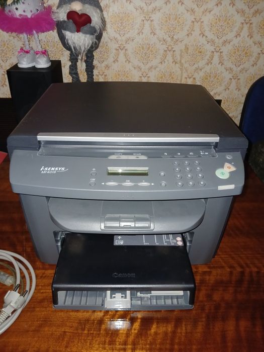 Canon i-SENSYS MF4018 — лазерный принтер, сканер, копир