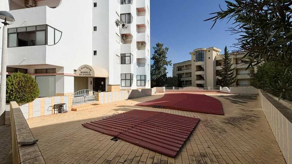 Apartamento + 2 T- 1   , 2 minutos da Praia da Rocha