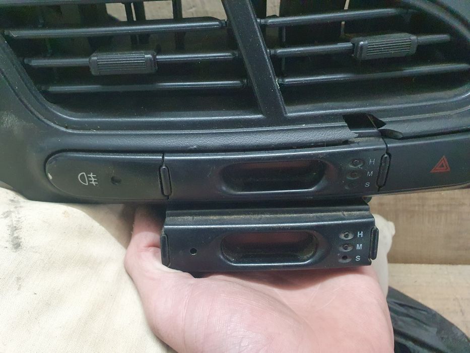 Приборка рычаг поворота часы бк отдел печки ЛАНОС СЕНС