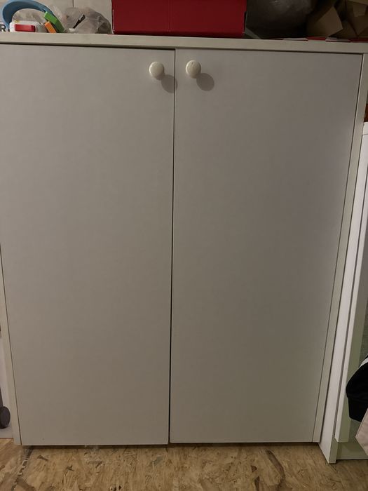 4 szafki na strych lub do pomieszczenia gospodarczego