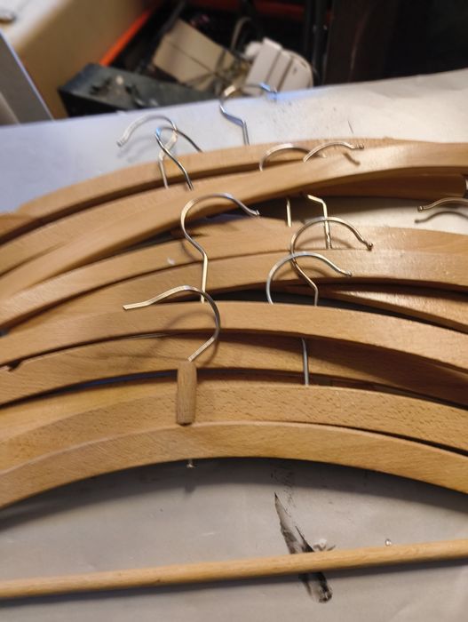 Wieszaki drewniane PRL-U