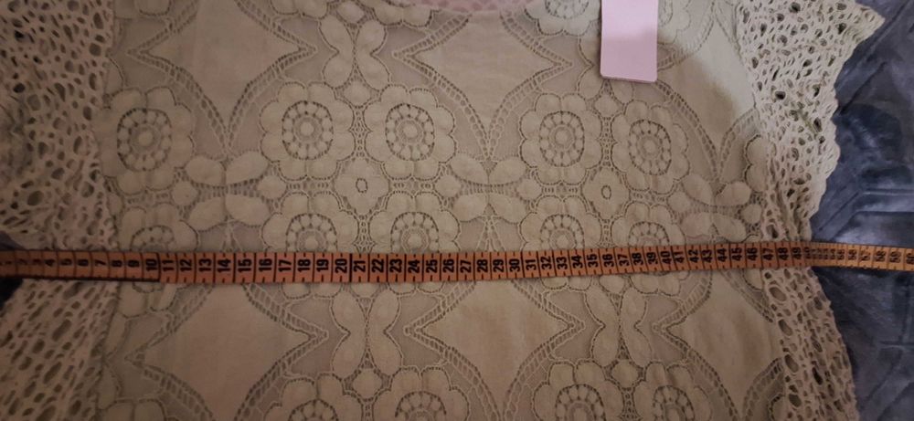 Bluzka z koronki jasna zieleń roz. L/XL