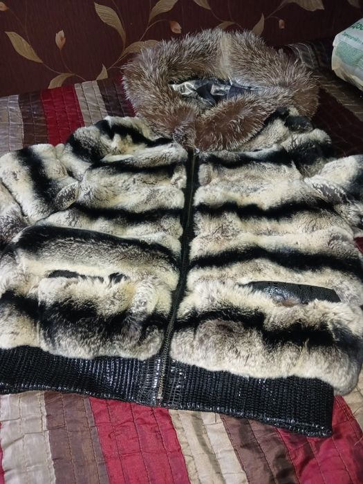 Продам женский полушубок б,/у