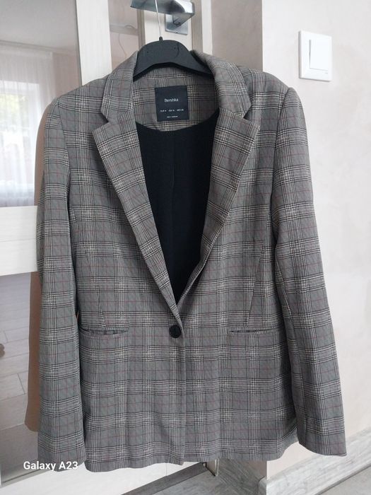 Стильний костюм + подарунок