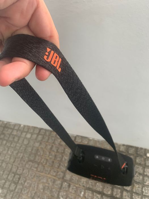 Coluna JBL extreme 4