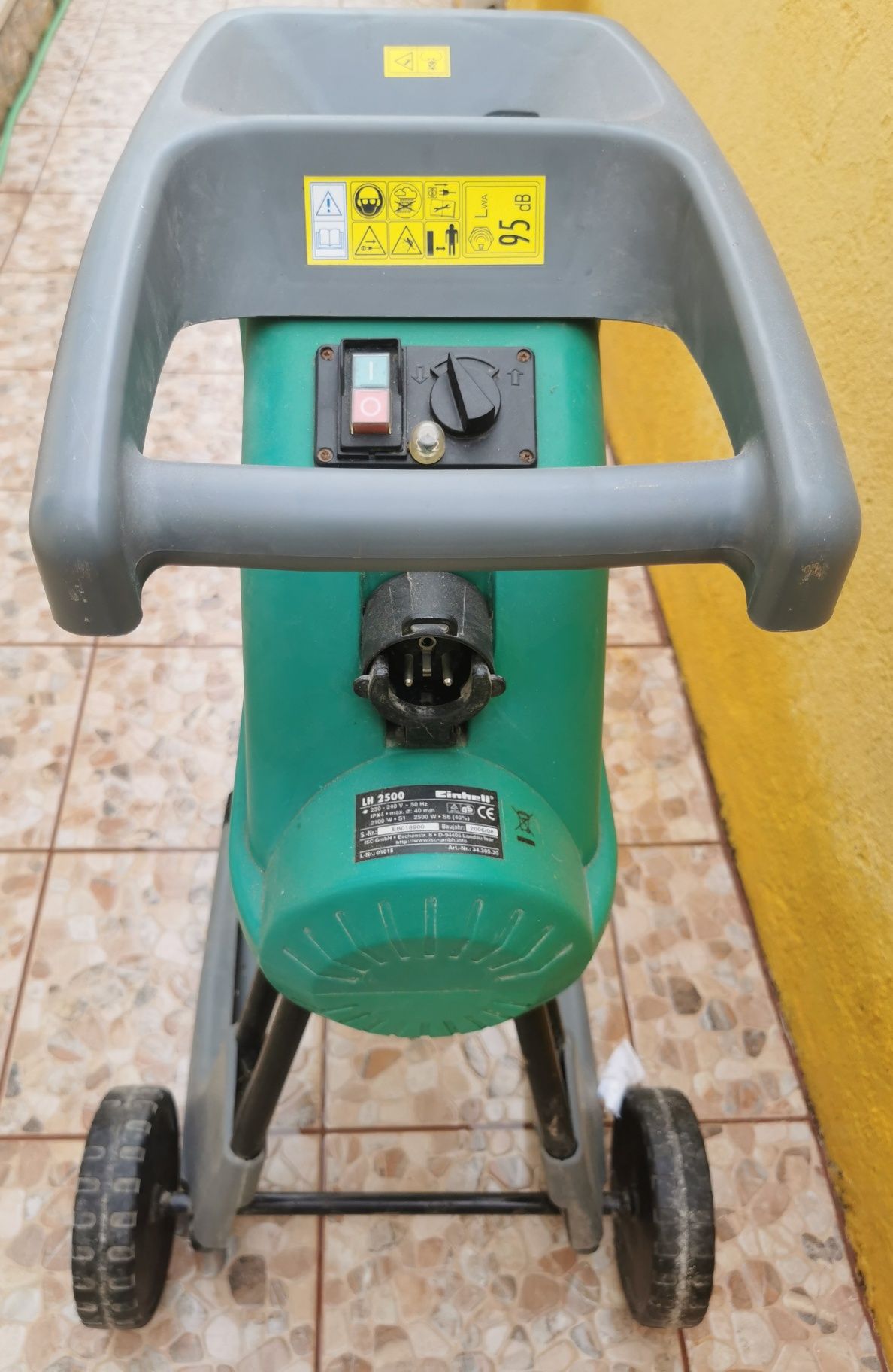Vendo triturador de ramos