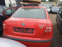 Klapa bagażnika Skoda Octavia II lift HB 8151
