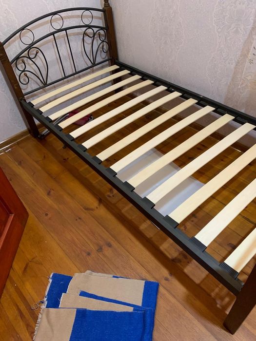 Односпальне ліжко