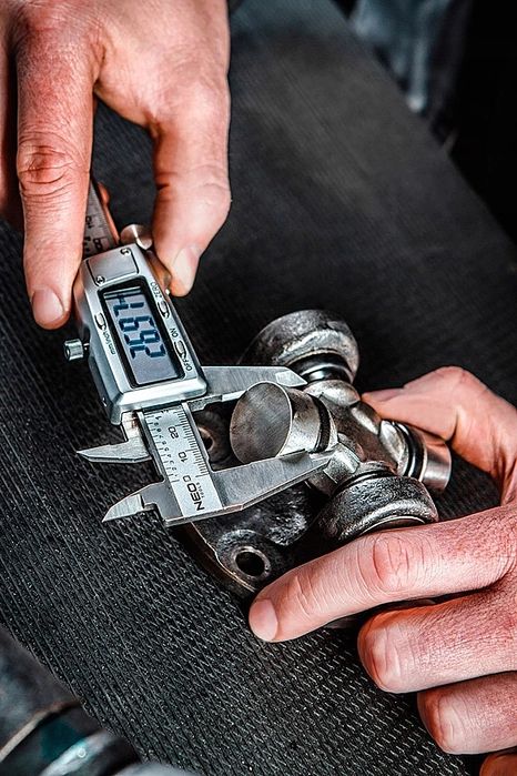 Suwmiarka Elektroniczna, Cyfrowa 150 Mm, Stal Nierdzewna 75-011 Neo