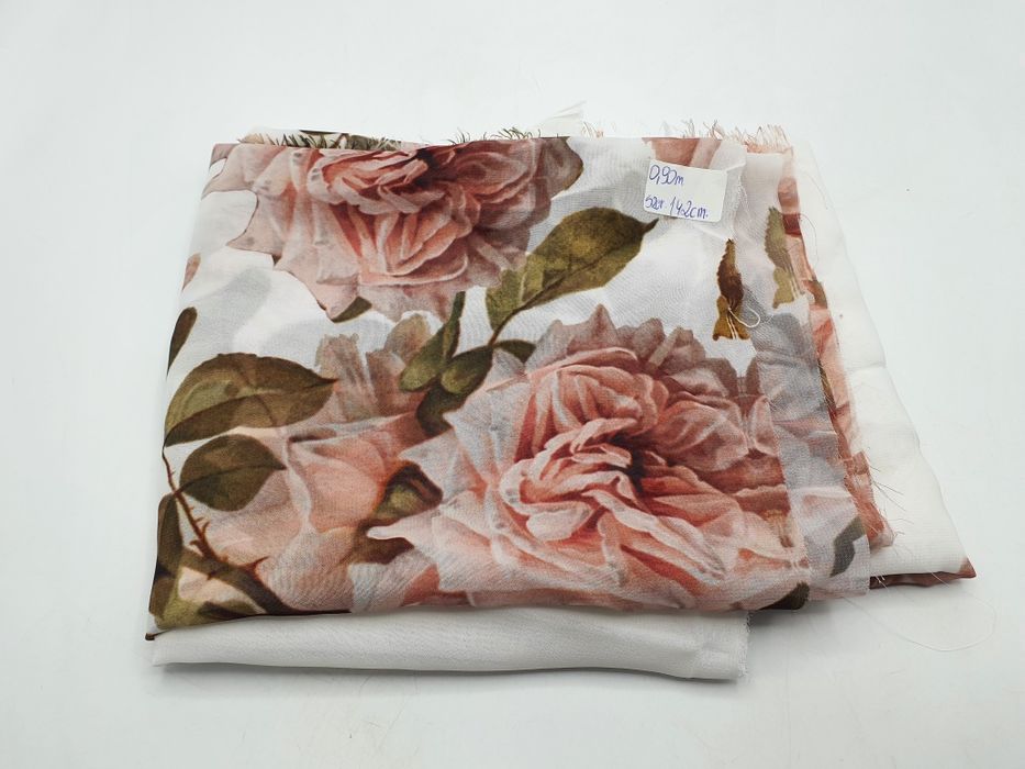 Tkanina kupon 0,90 m.x 142 cm.