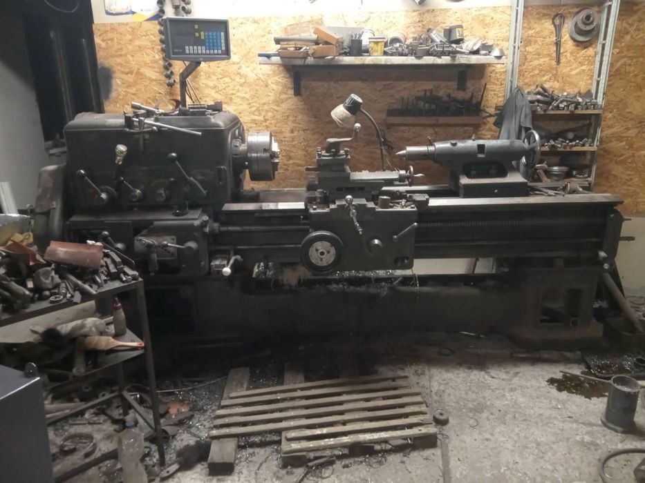 Верстат токарний, в полному порядку