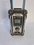 radio budowlane  Radio makita BRM102