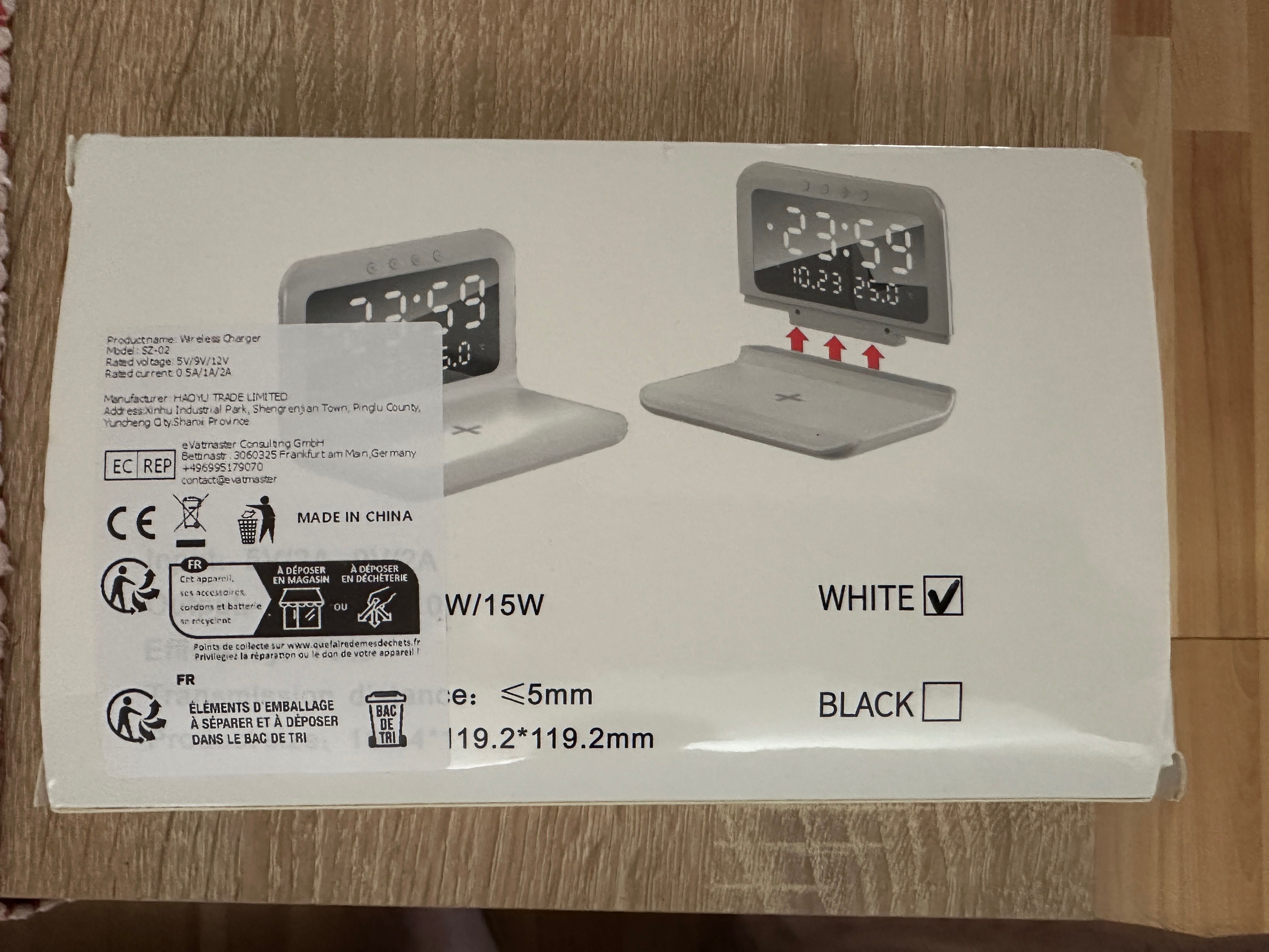 Budzik z bezprzewodową ładowarką do telefonu 15W, termometr, data,nowy