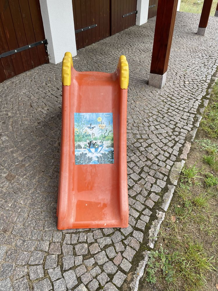 Zjeżdzalnia dla dziecka