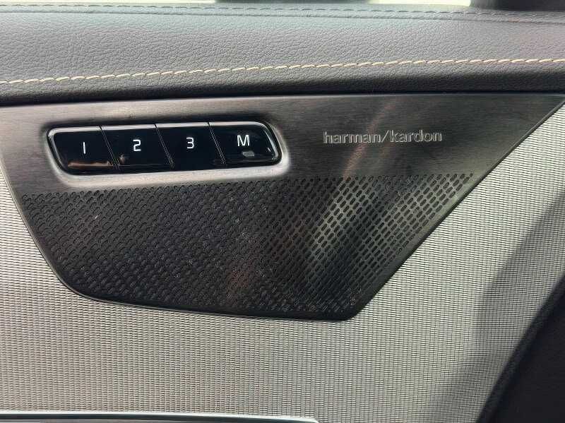 2022 Volvo XC90 Recharge T8 R-Design