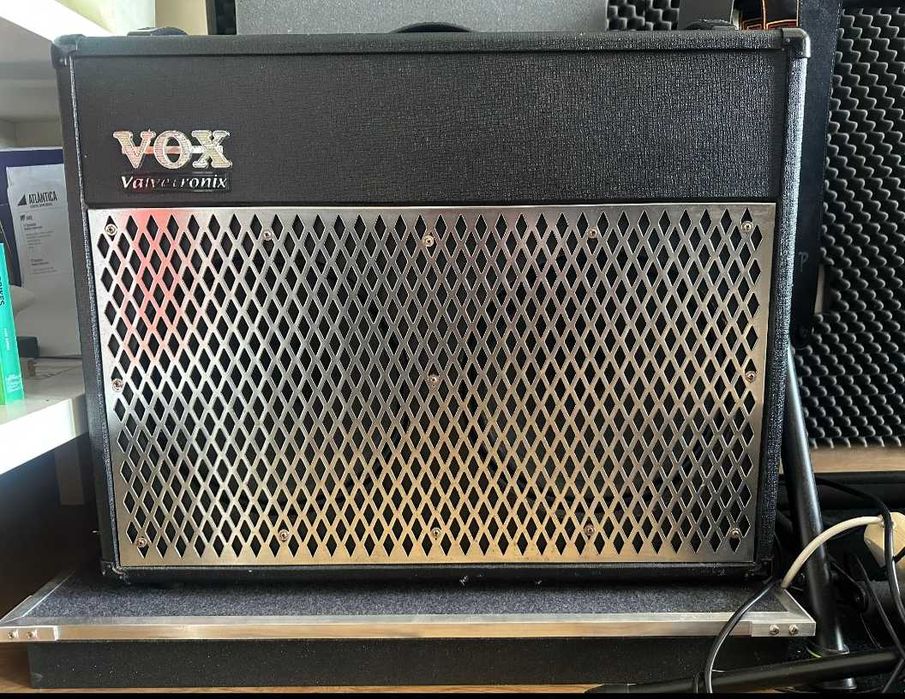 Amplificador VOX AD100VT