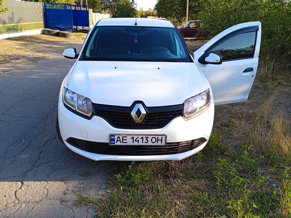 Renault Logan 2013 року