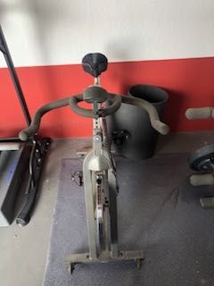 Bicicleta de ginásio