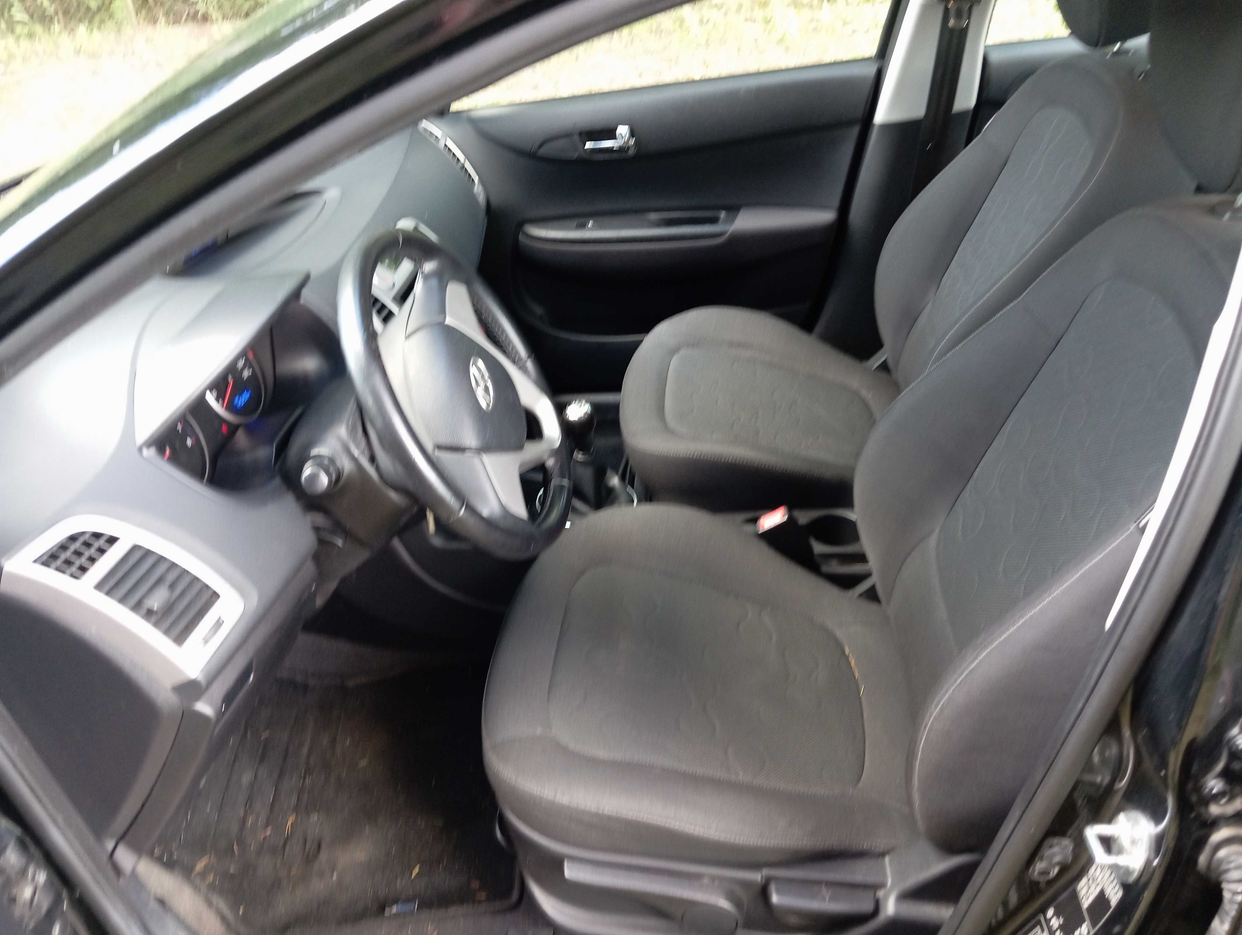 Hyundai i20 benzyna 1,2 z 2012 roku