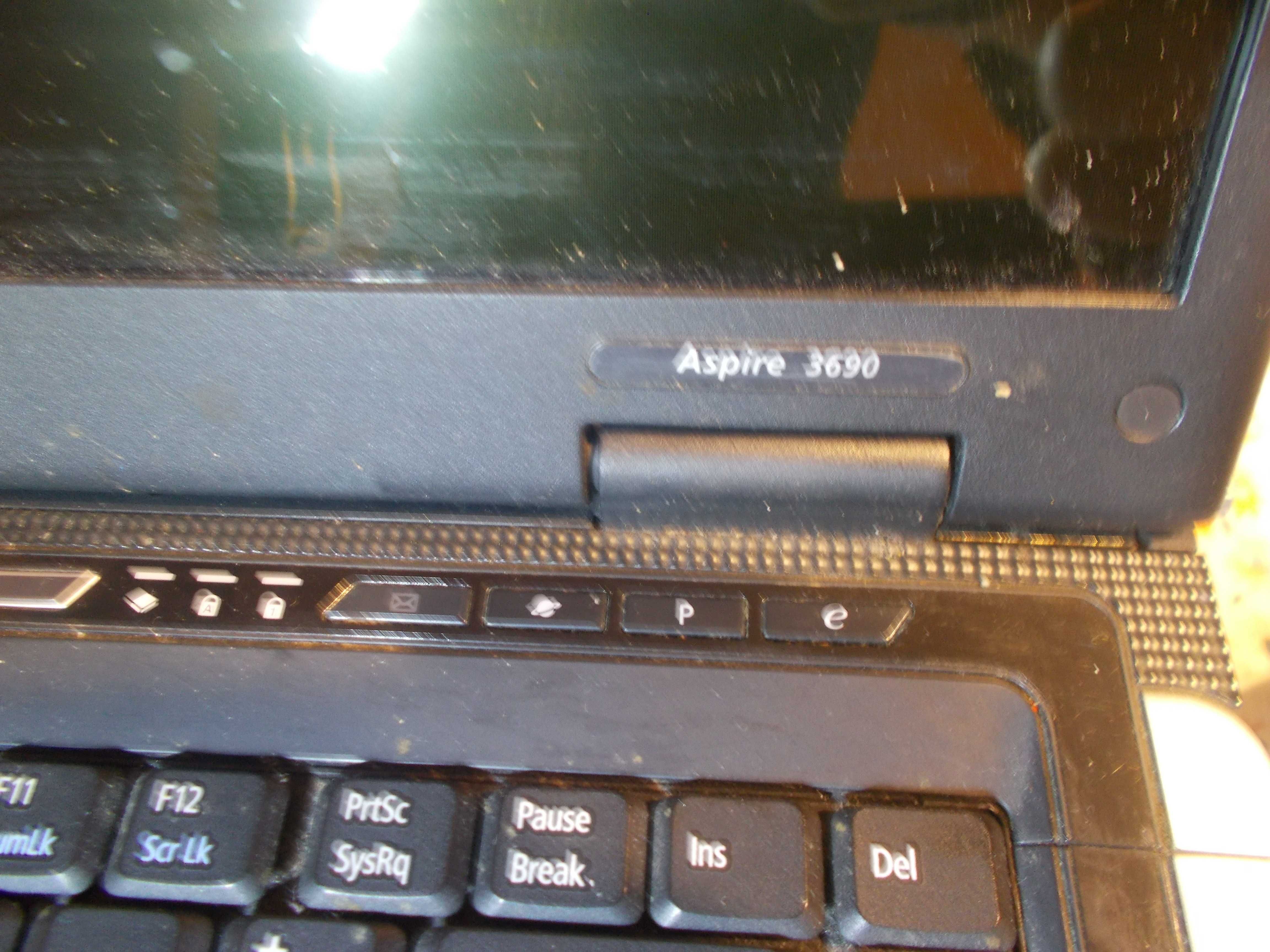 Laptop Acer Aspire 3693NWLMi