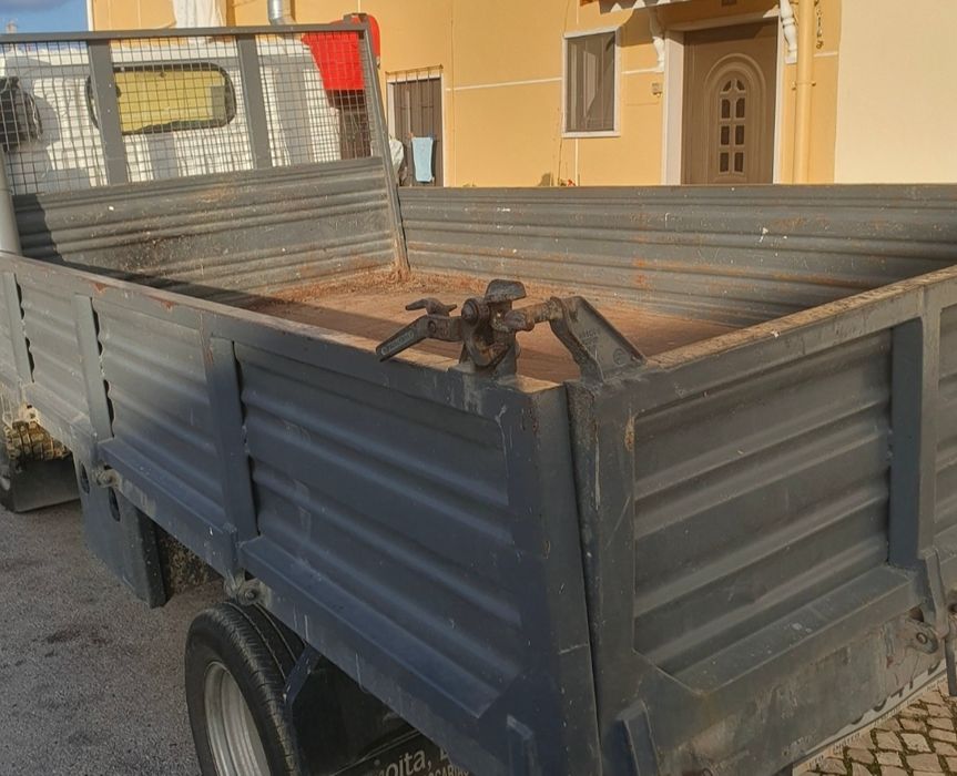 CARRINHAS para transporte de tudo e recolha de entulho e resíduos