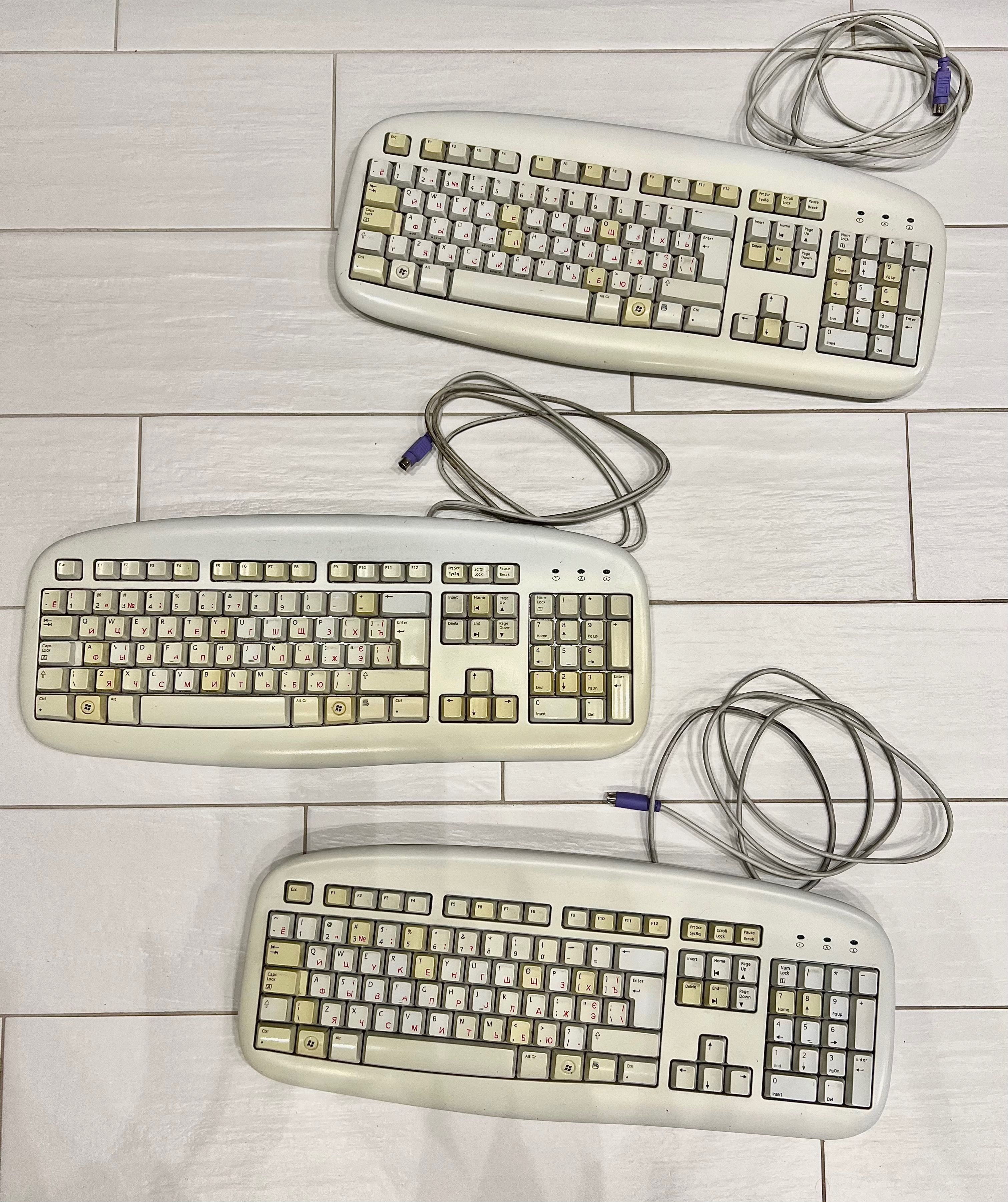 Клавиатура проводная Mitsumi, Logitech (компьютерная)