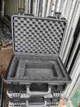 Walizka skrzynia US Army peli pelican laptop