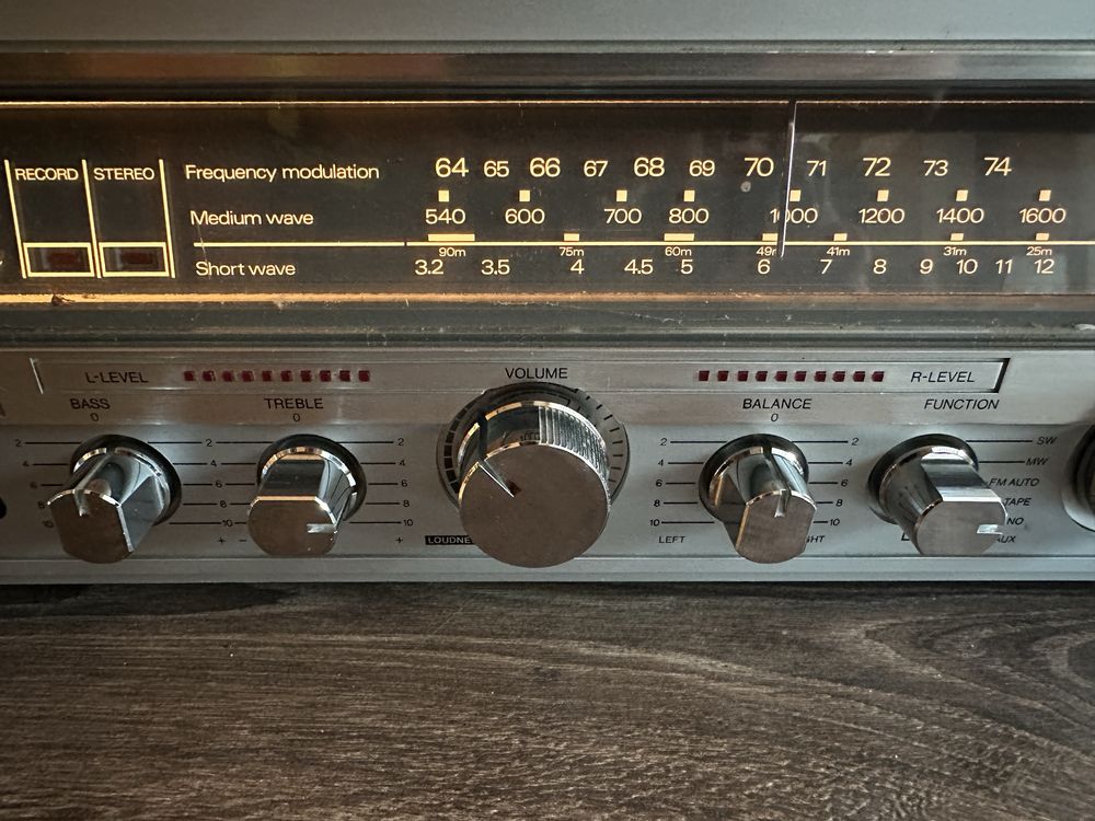 Amplituner Dyras STR-S777