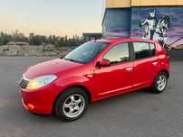 Decia Renault Sandero 1.6 газ/бенз в идеале