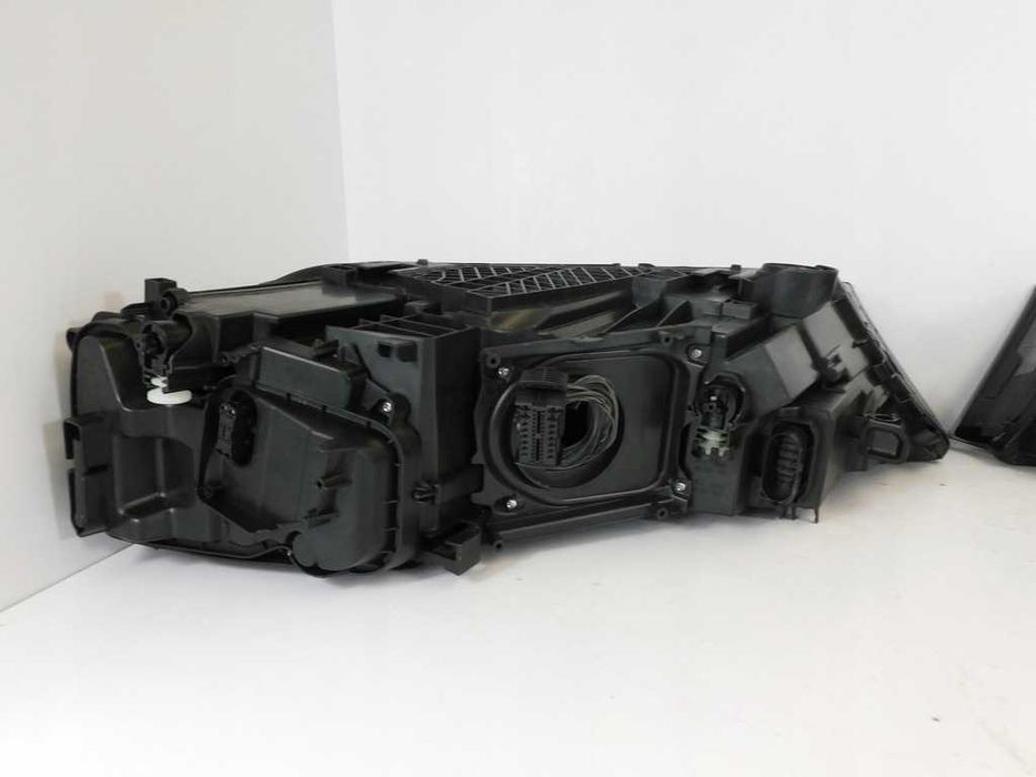 Audi q7 4m фари led ауді