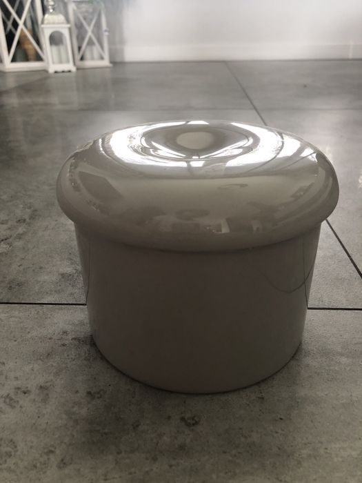 Domek ceramiczny dla grzyoni