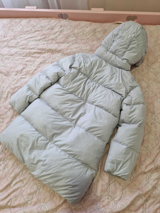 Пуховик 90%пух 8-9-10 134см uniqlo оригінал куртка зимова