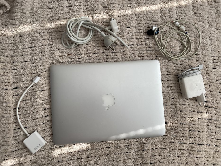 Продам MacBook Air 2014