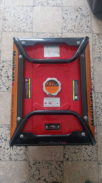 Vendo gerador com poucas horas de uso