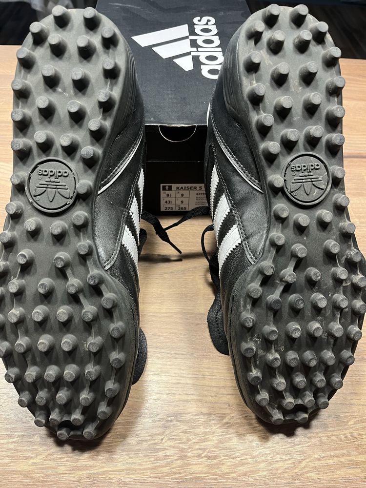 Adidas Kaiser 43 1/3
